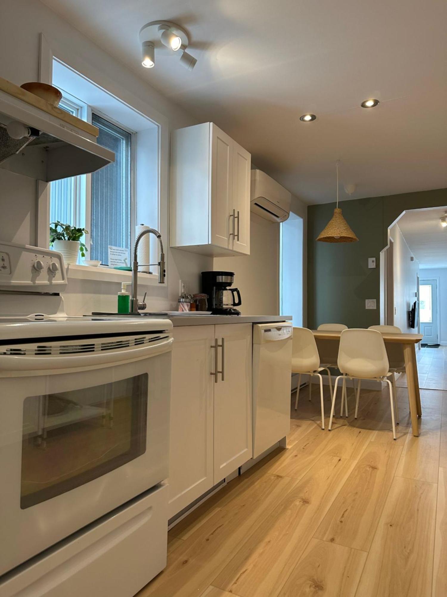 Le 315B Limoilou "Parking Inclus" Apartment Quebec City Exterior photo